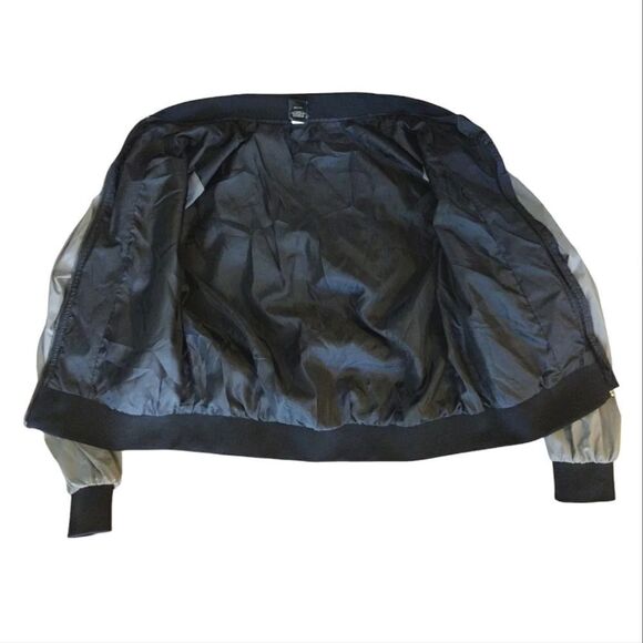 Disney 2019 The Nightmare Before Christmas Black Grey Bomber Jacket Medium - Picture 11 of 16